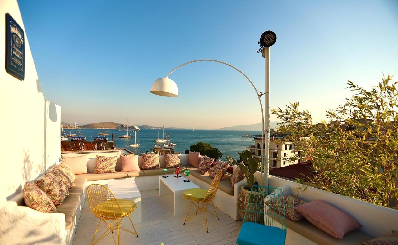 Illyrian Boutique Hotel Sarandë エクステリア 写真