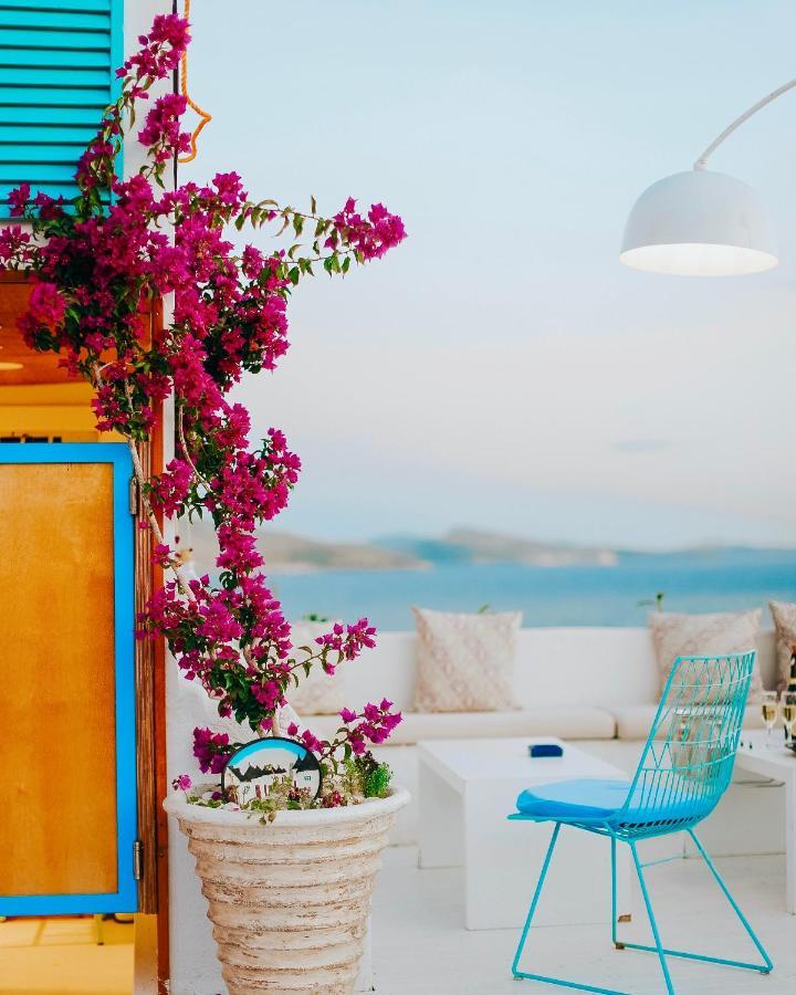 Illyrian Boutique Hotel Sarandë エクステリア 写真